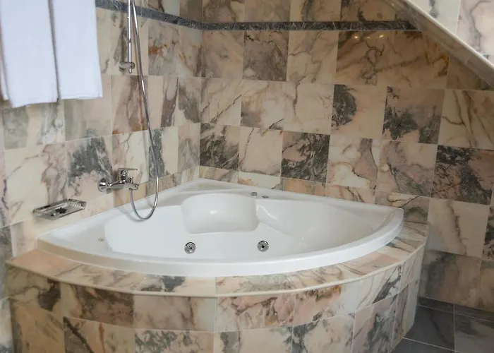 唐帕布罗酒店 酒店 Pechón