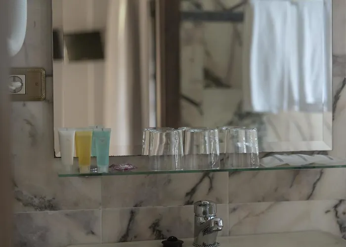 唐帕布罗酒店 Pechón